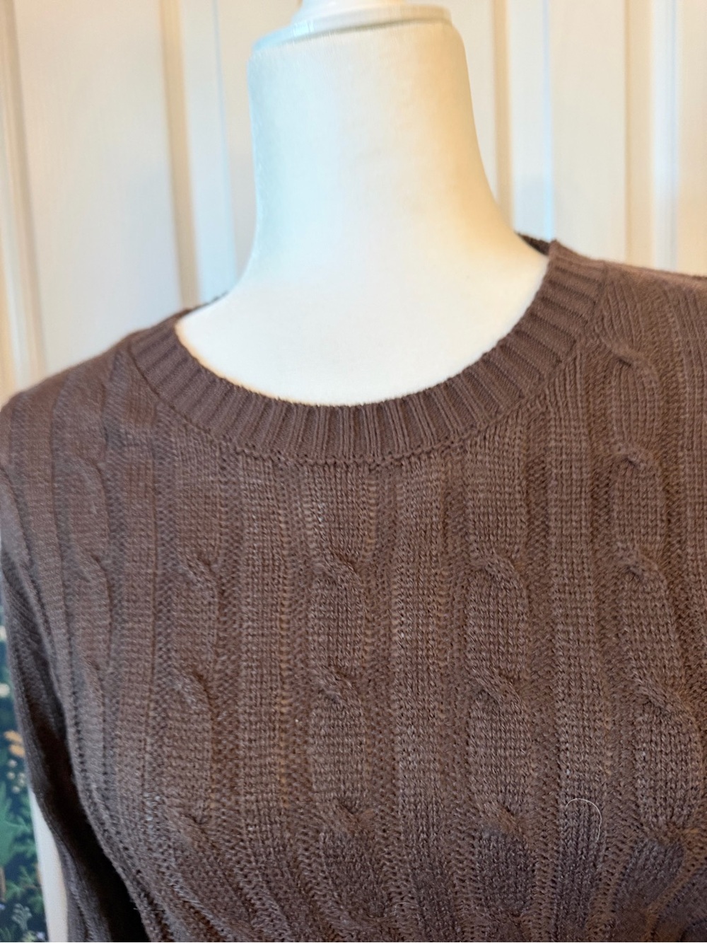 Forever 21 Brown Cable Knit Crewneck Sweater - Picture 2 of 4